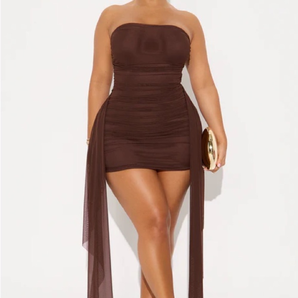 Fashion Nova Chocolate Strapless Dress